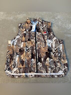 NWT Adidas Originals Camo Vest - Men’s - KD6258